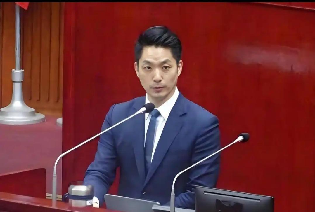 蒋万安为何强调两岸交流的重要性？
蒋万安强调两岸交流重要性，原因是多方面的。从现