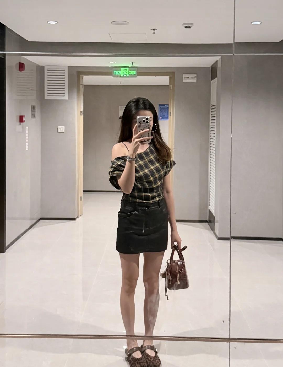 虽然只是去超市 但我也想漂漂亮亮的
plog新人博主 plog博主