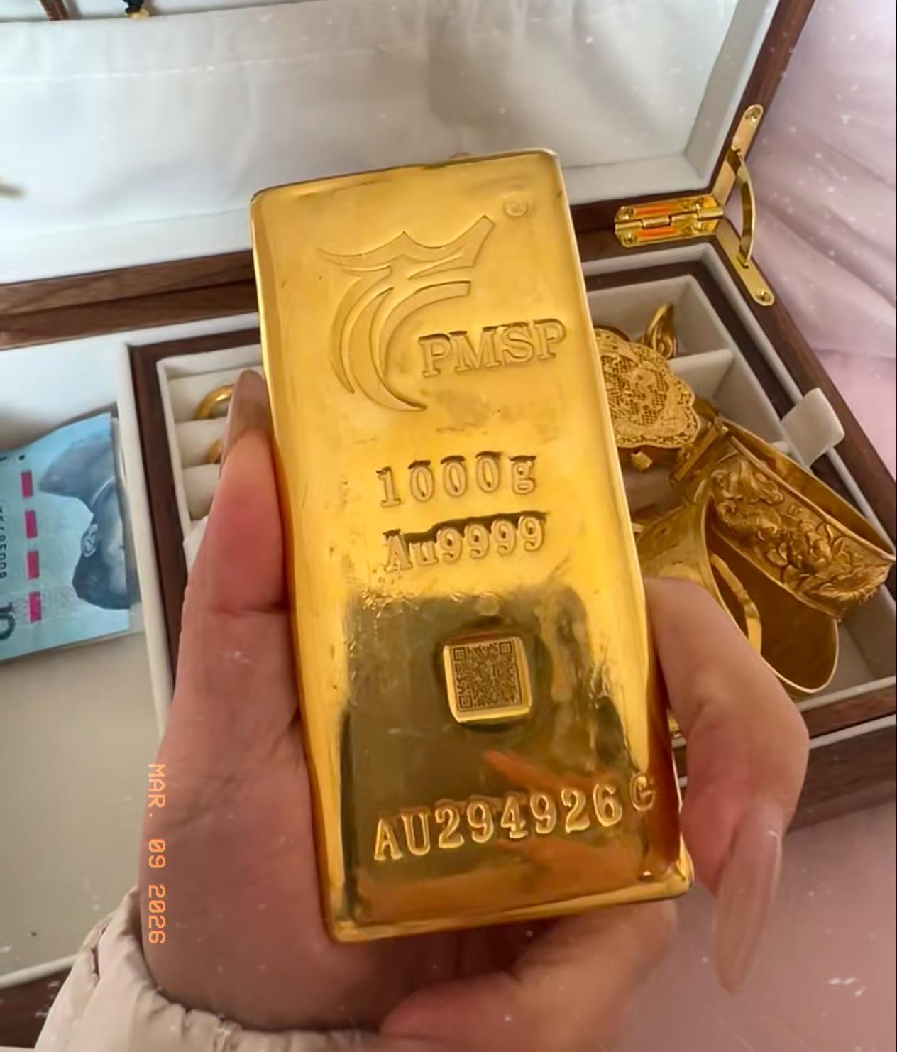 3月9日凌晨，国际黄金直接飙破5180美元/盎司，眼看就要冲5200，国内黄金T