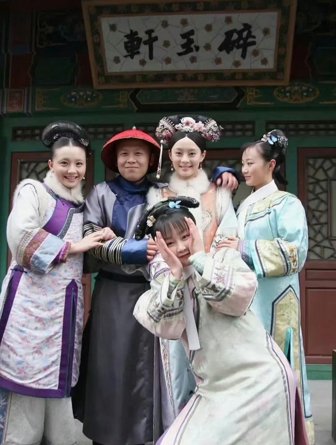 孙茜 一别14年碎玉轩又开工了 《甄嬛传》小主节目测一大波回忆杀即将来袭，孙茜还
