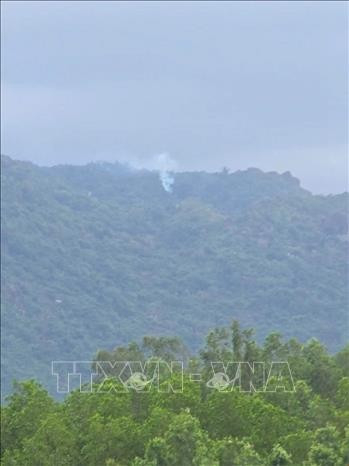 越南一军用飞机坠毁 越南坠毁一架雅克130教练机，军用飞机在山区坠毁,飞行员安全