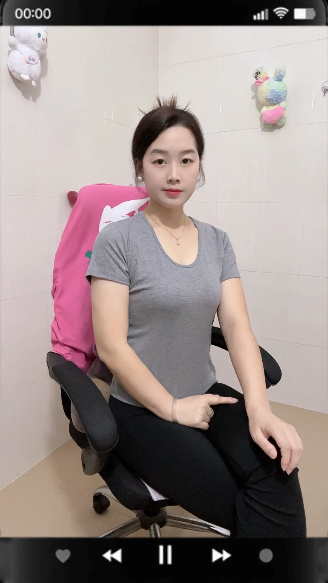 当你一无所有的时候，没有人搭理你，当你春风得意的时候，一群人围着你，当...