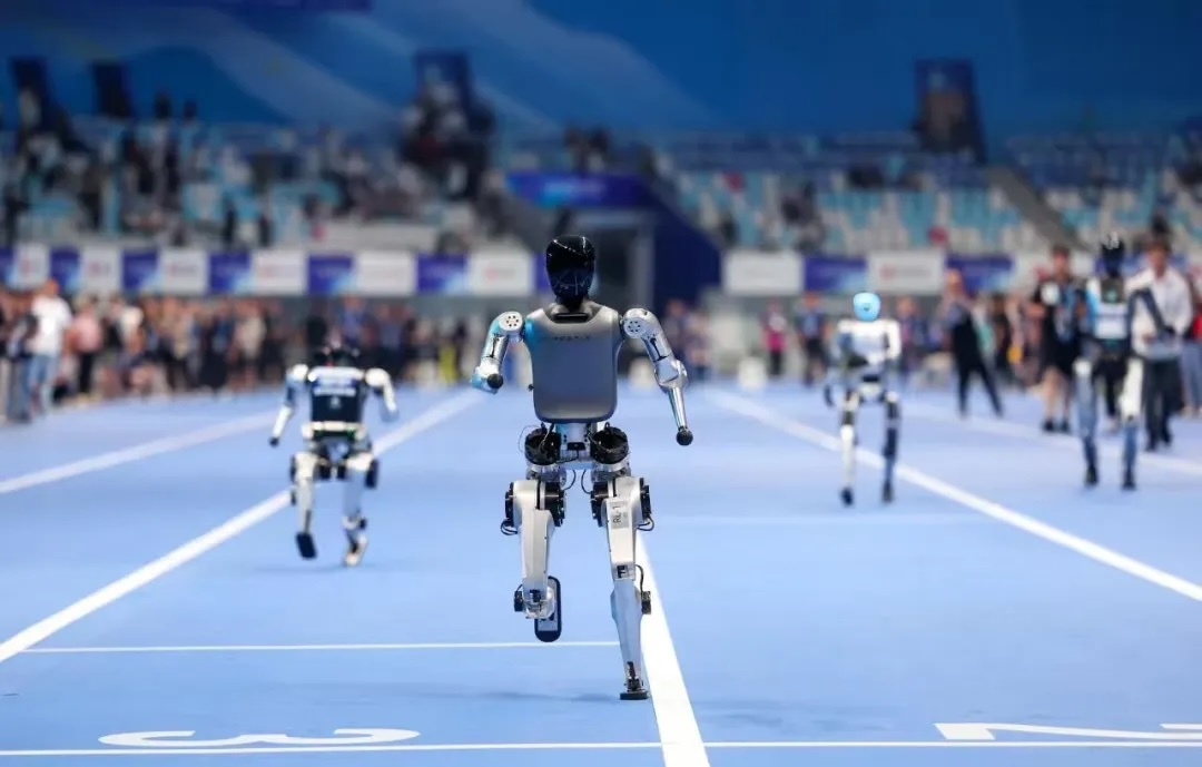 3月2日，北京松延动力科技集团股份有限公司宣布完成B轮融资，规模累计近10亿元。