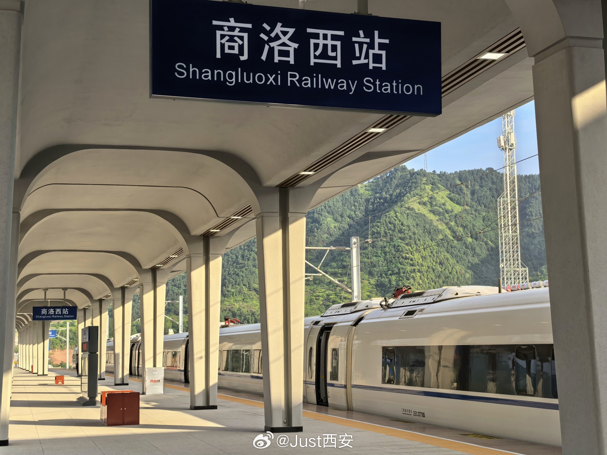 西十高铁运营满月成绩单出炉，全线7座车站累计发送旅客111.3万人次（截至7月3