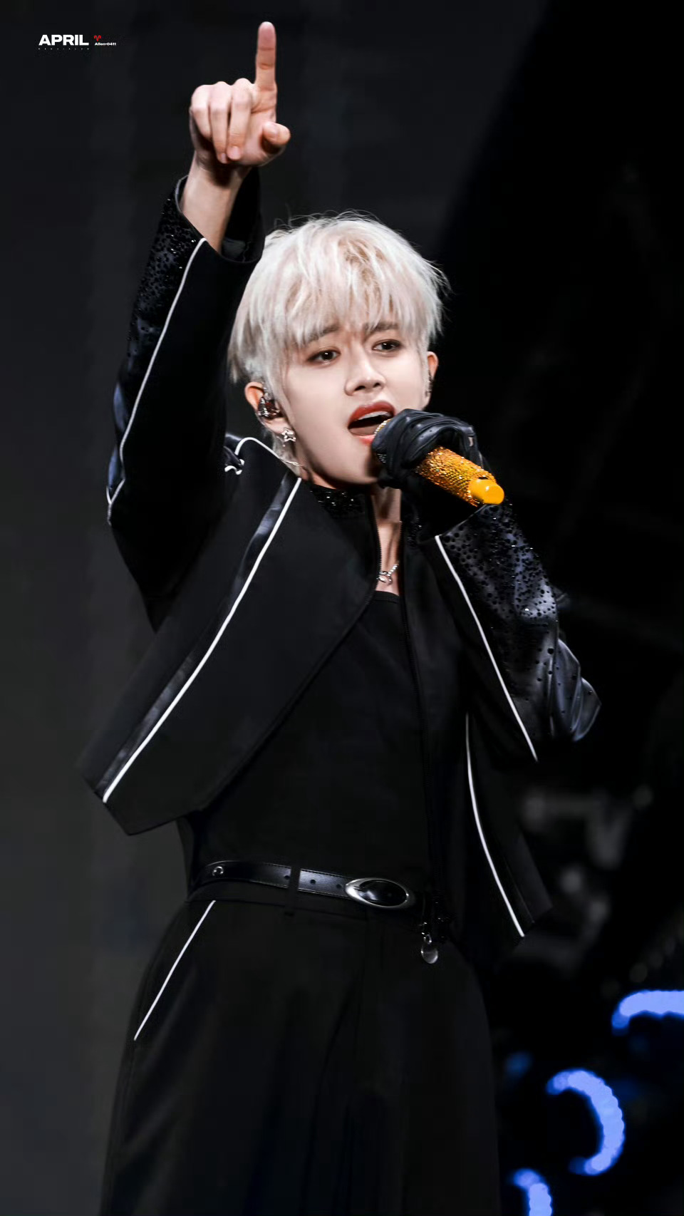 任嘉伦🍃④✐.ɴɪᴄᴇ ᵕ̈ 〰︎“照片已晒 𝕓𝕚𝕦 ~🔫 ᐝ你见高楼