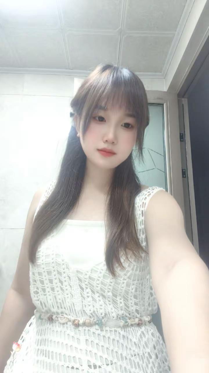 阿杜的歌一响，全是年少的回忆。时光匆匆，老歌依旧，致回不去的青春。 阿杜 老歌回