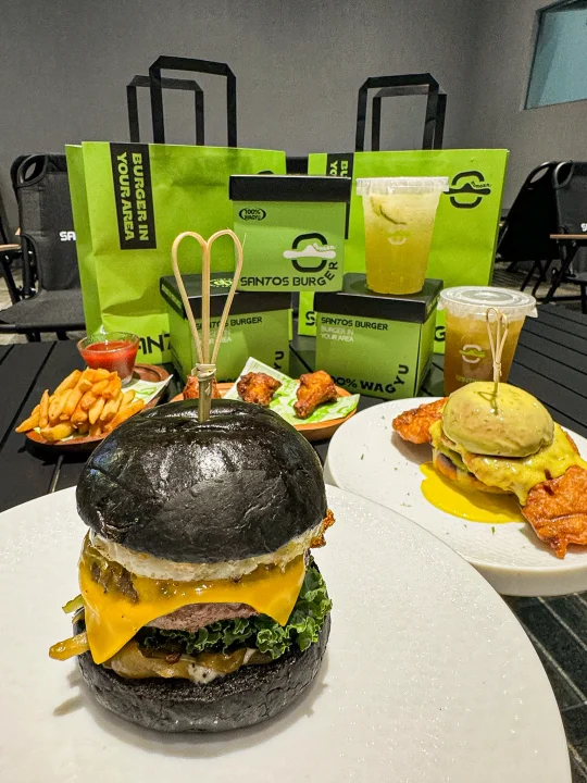 小榄！心目中蕞爱的汉堡🍔珠海开过来的……