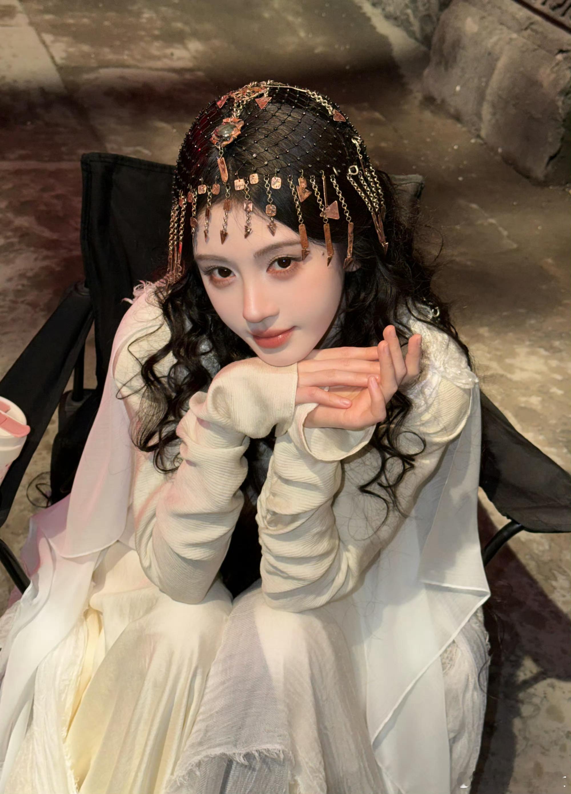 鞠婧祎 异域公主简直美呆了姐姐[捂嘴哭][期待]桂花配美人～这个异域公主期待值拉