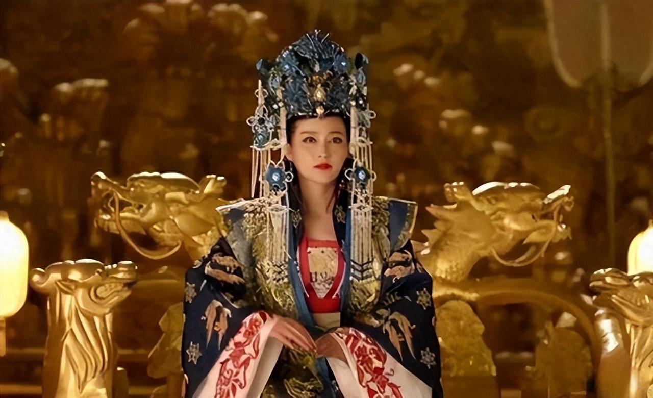 孟太后的传奇一生，是南宋初年乱世的缩影。她两次被废黜，却总能在王朝危亡之际力挽狂