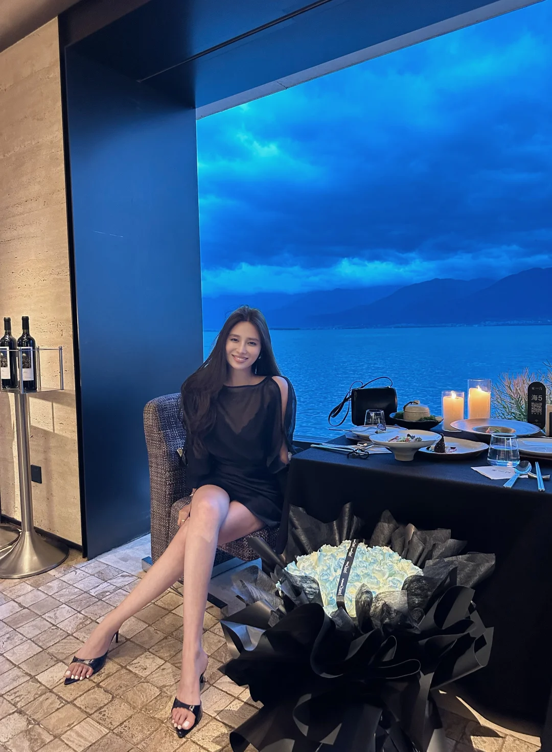 在洱海看到了漂亮的蓝调时刻