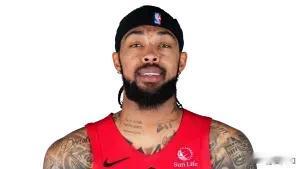 NBA季后赛最软的球员出现了，他就是来自多伦多猛龙的英格拉姆。第一场季后赛输给骑