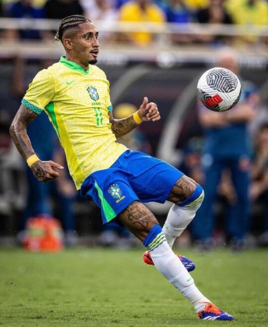 有那味儿了！拉菲尼亚：必须狠狠干阿根廷