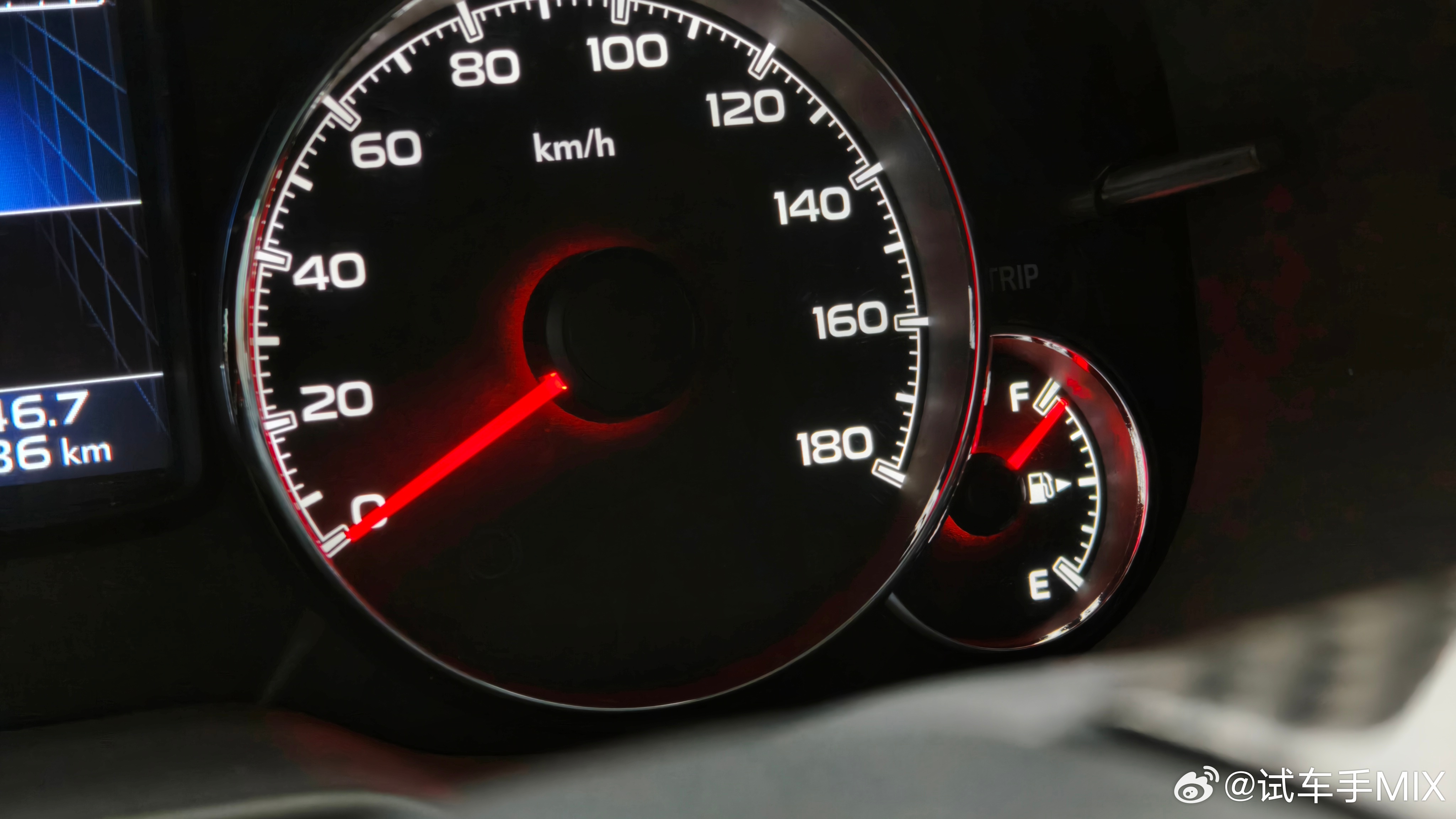 大暴雨战士！越大雨，越自信我的斯巴鲁四驱虽然不跑雪地但雨天还是超级给力加上我刚换