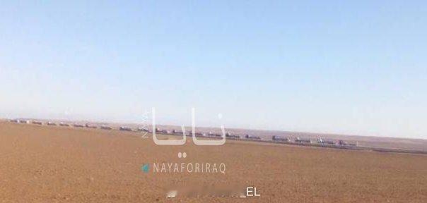 一支美国领导的“国际联军”车队离开叙利亚东北部哈塞克省的卡斯拉克基地，车队向伊拉