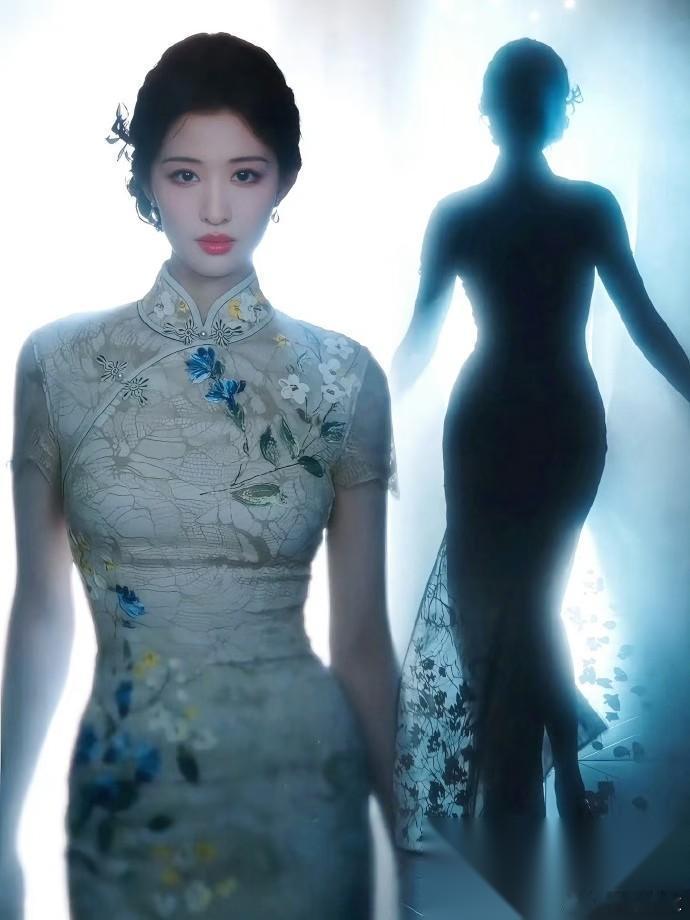终于知道， 为什么资本都喜欢王楚然了， 不是她演技好，也不是她年轻漂亮，而是因为
