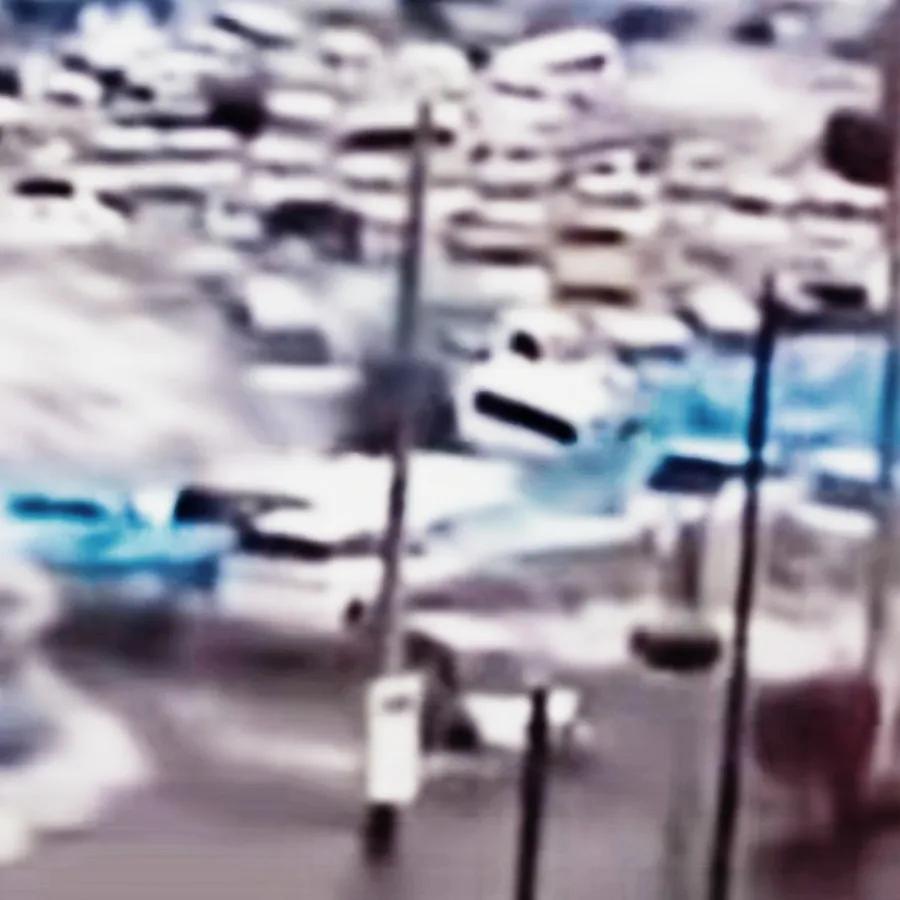 日本发生7.7级地震并引发海啸，核电站受到威胁，还造成重大伤亡。我并非幸灾乐祸，