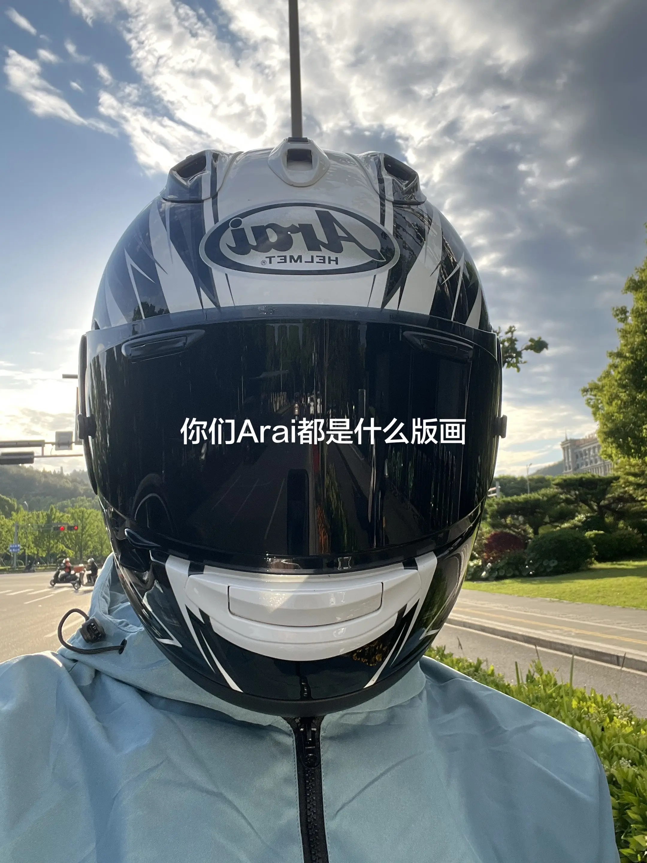 感觉现在好多激进白