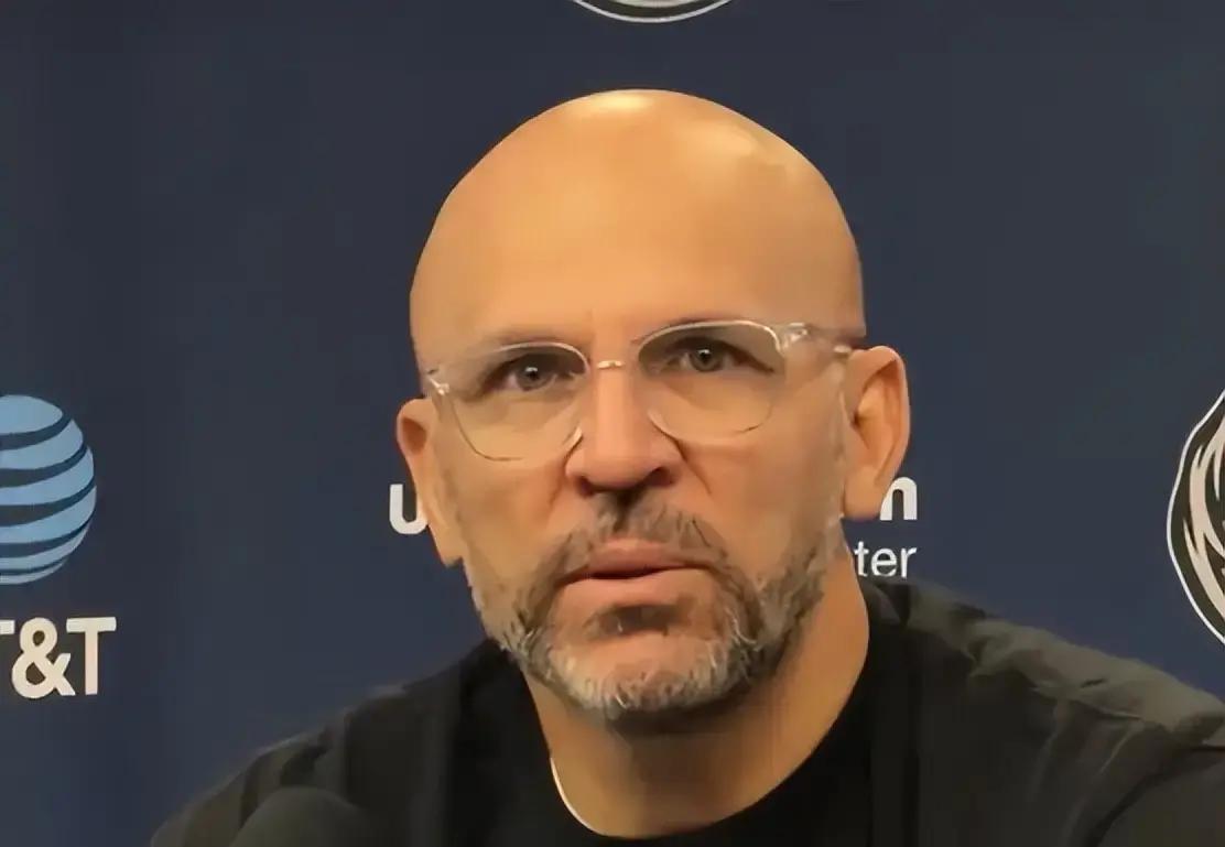 4月6日独行侠主场，41岁詹姆斯30分15助攻拼到筋疲力尽，竟被19岁小将45分