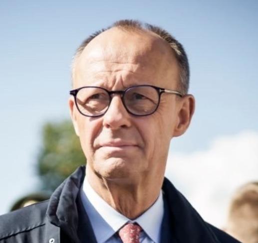 这一次默茨直接表明了自己的立场！这位德国总理公开表示，尽管如今世界局势因为美国的