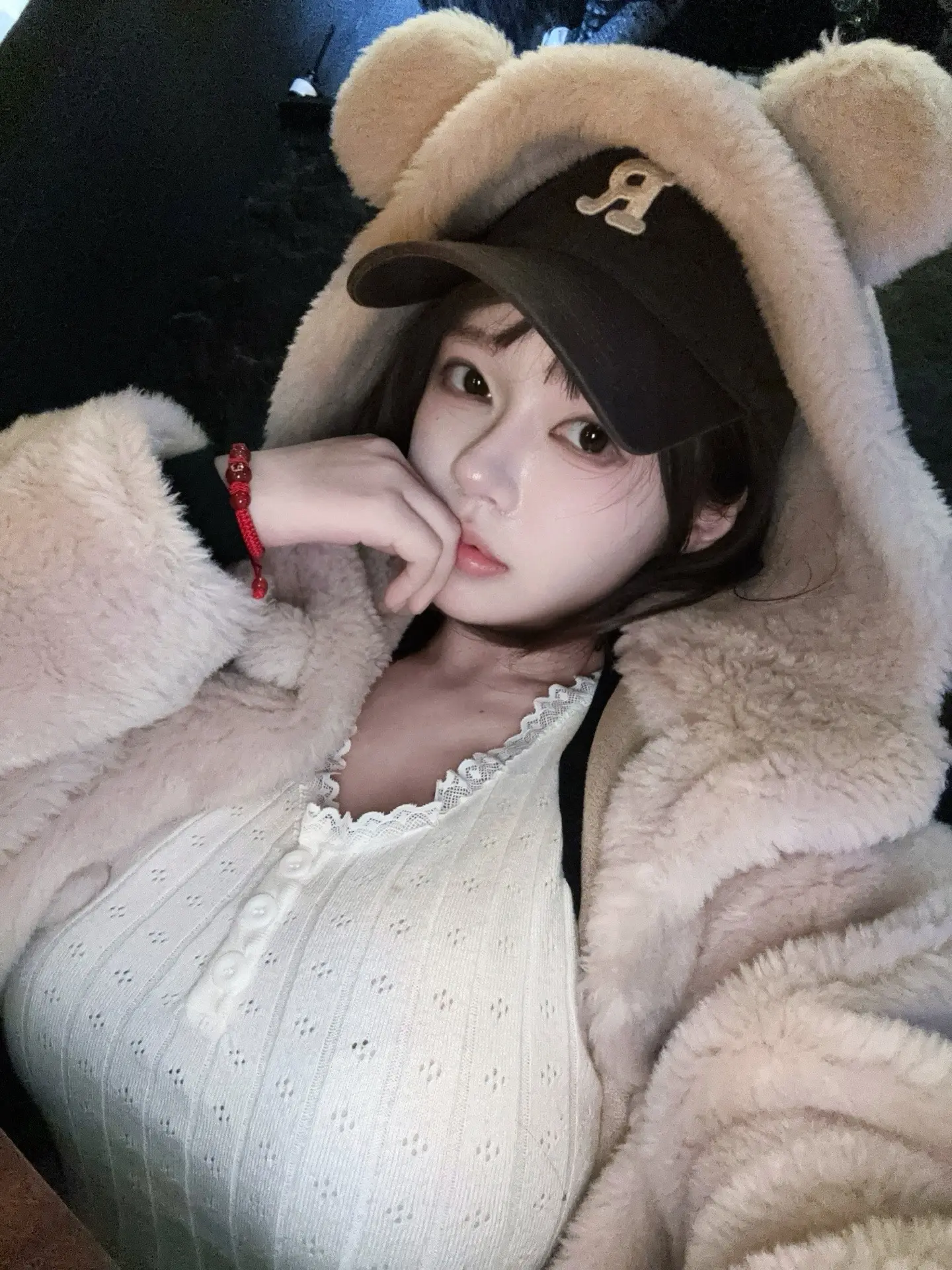 已老实～