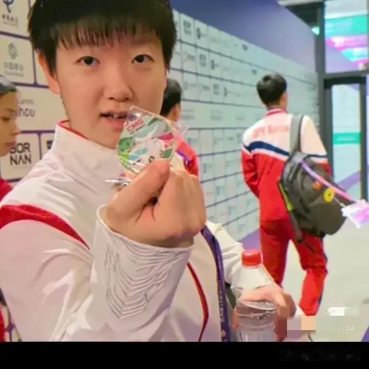 不懂就问:pin是啥玩意?为啥运动员都喜欢?[捂脸]