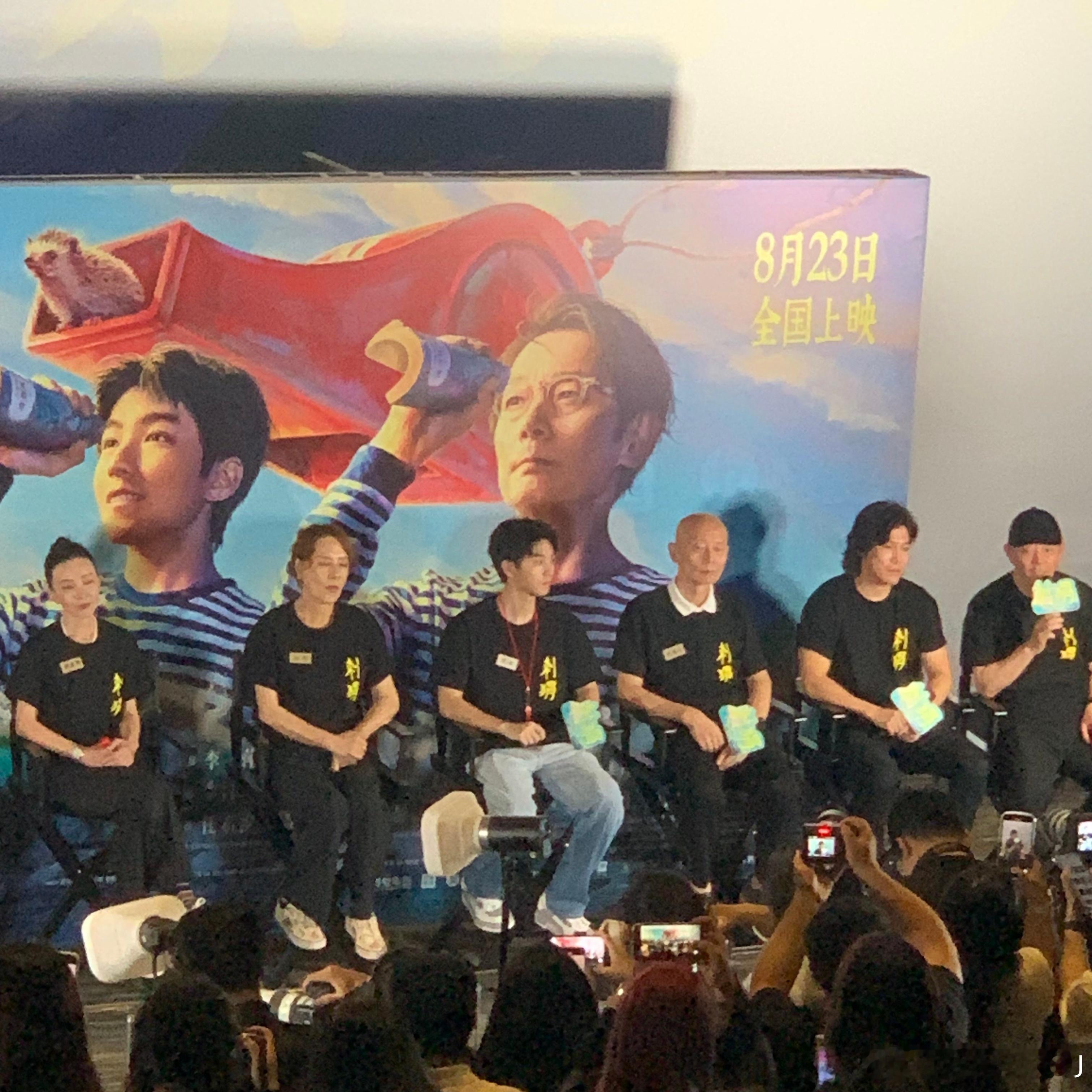 事实证明，好的导演、好的剧本、好的演员能够成就好的电影。顾长卫与郑执《仙症》双向