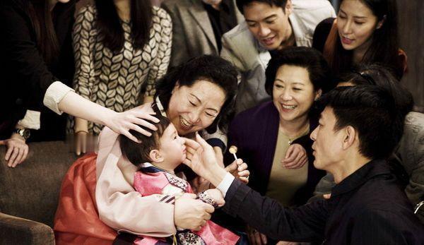 当下的独生子女结婚，双方父母养老都要管——说得太实在、太现实了，咱们60后、70
