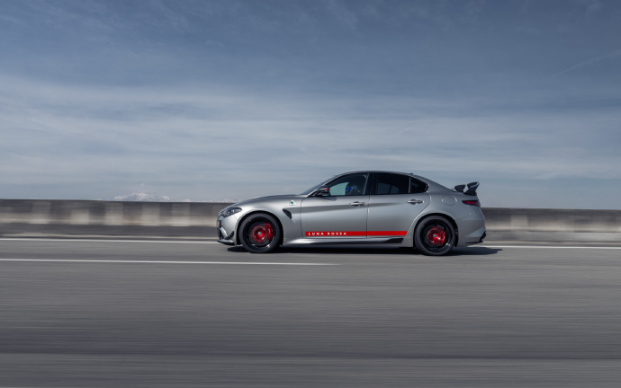 Alfa Romeo Giulia Quadrifoglio Luna Ross