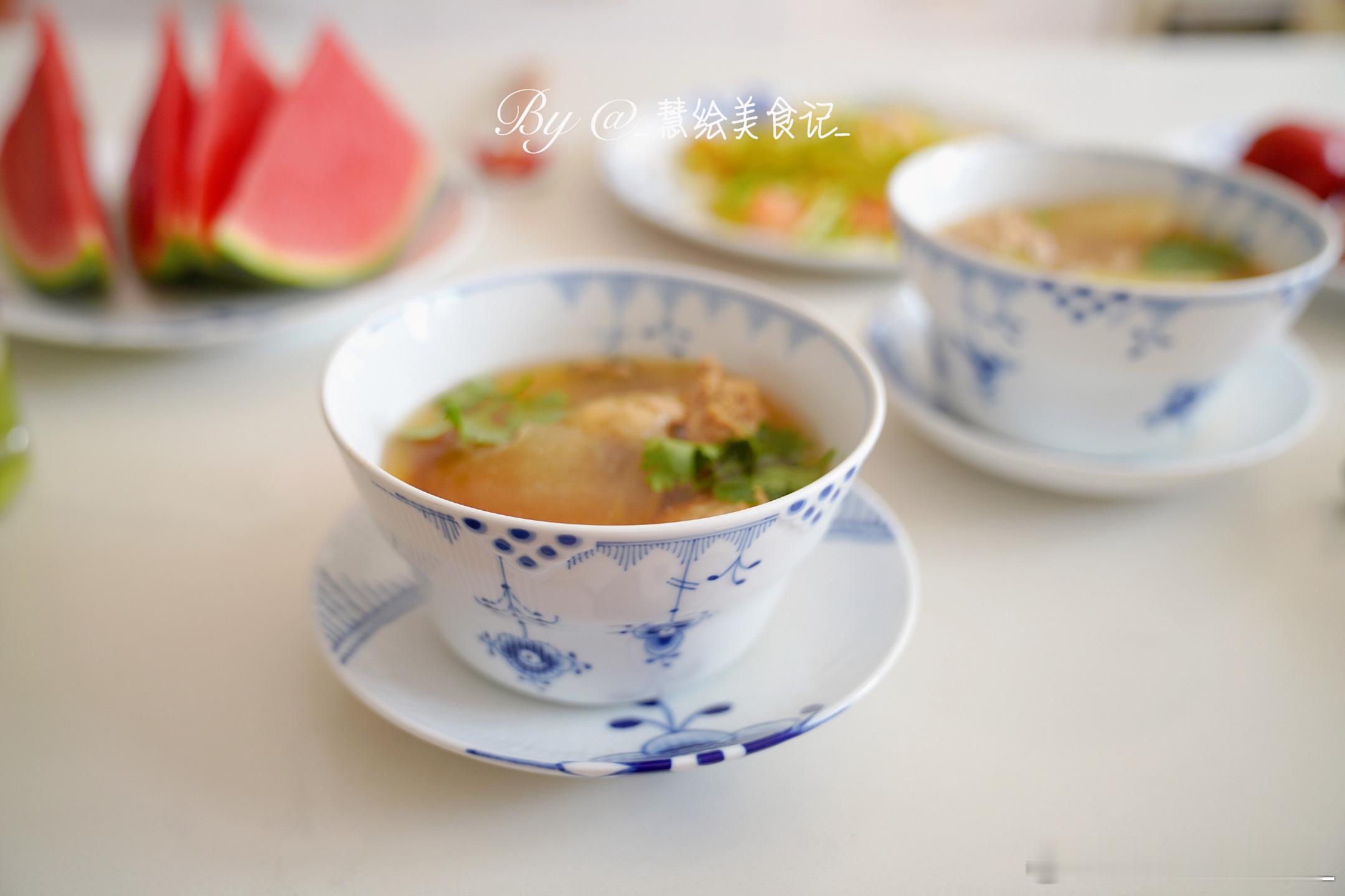 新周愉快早饭芦笋鸡蛋炒虾仁、冬瓜丸子汤、家常饼、西瓜、莲雾~我的美食日记