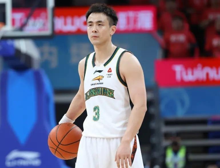 无缘季后赛第二队产生：江苏男篮 67-80 不敌广州队

本轮比赛之前，江苏队已