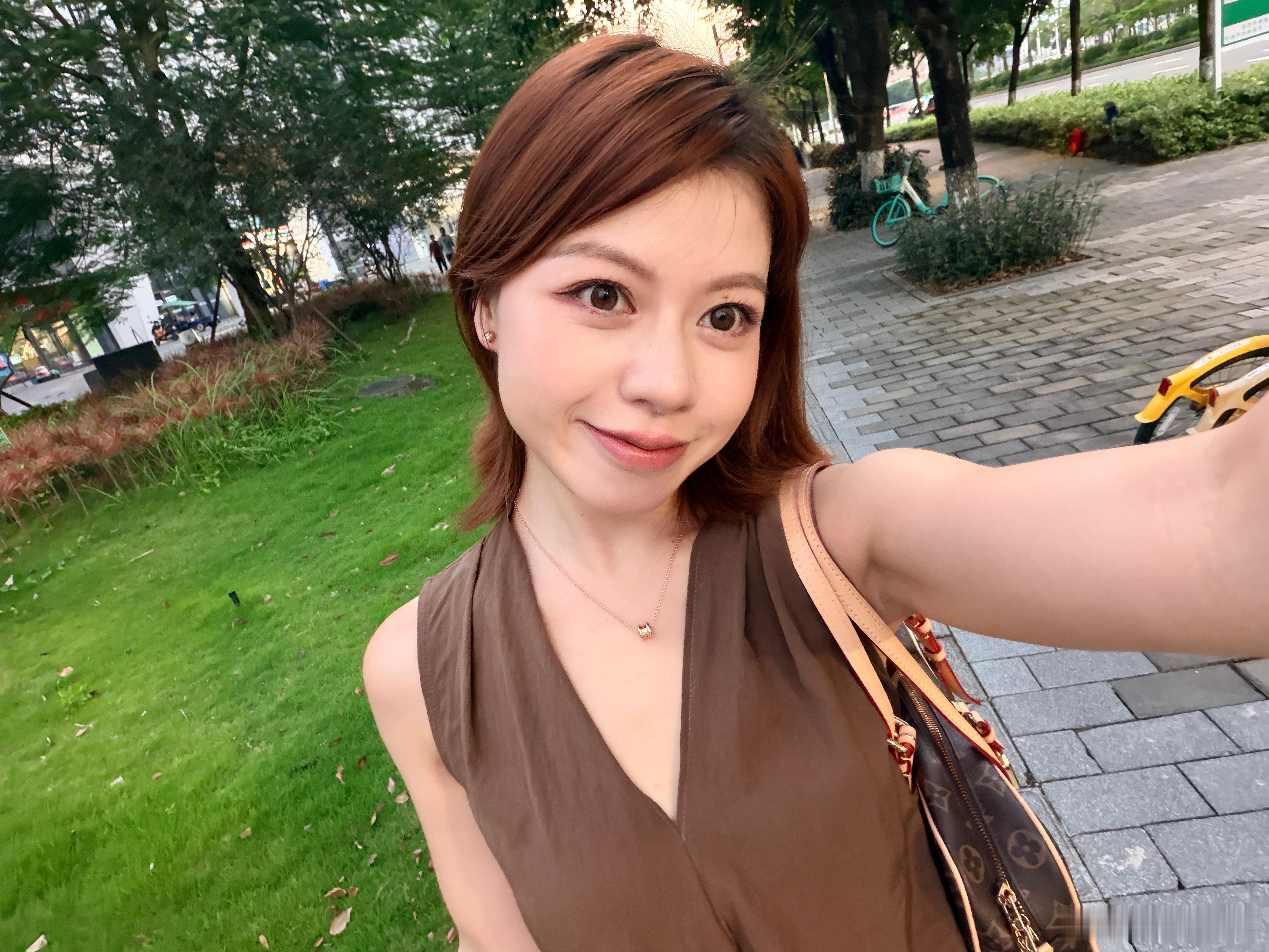 下班儿~你是不是也在想晚饭吃什么[馋嘴] ​​​