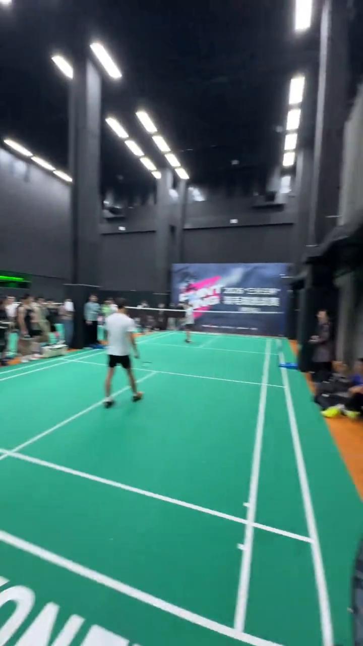 林李对决好久没见了，今天三王杯可以看了一下。
家乐vs拿铁，太精彩了。家乐1：0