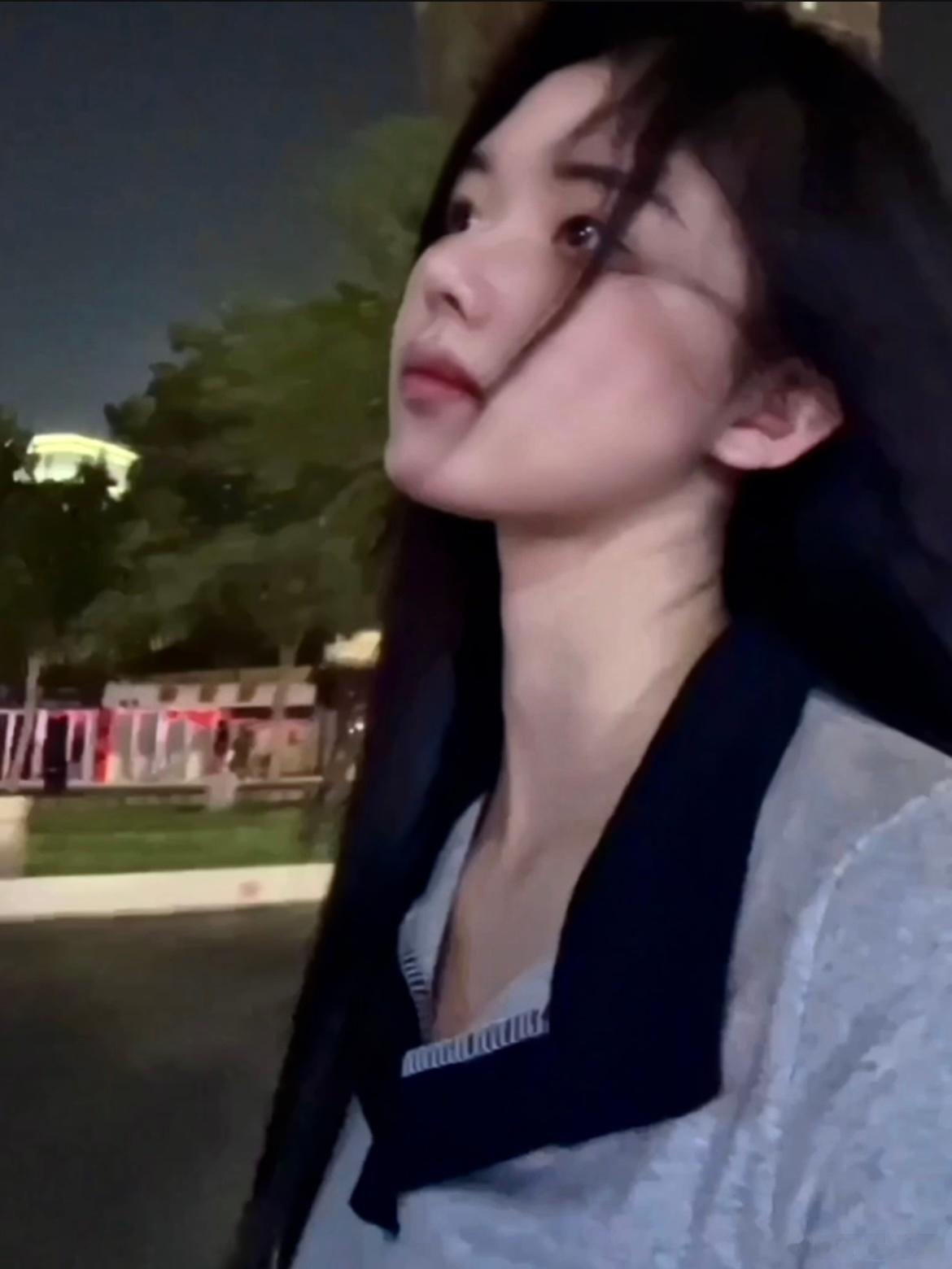 很想摆脱掉现在的生活  ​​​