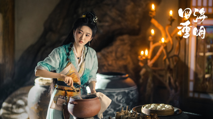 #景甜四海重明毒医人设# 景甜《四海重明》饰演的南颜！这个毒医人设着实是很讨喜，