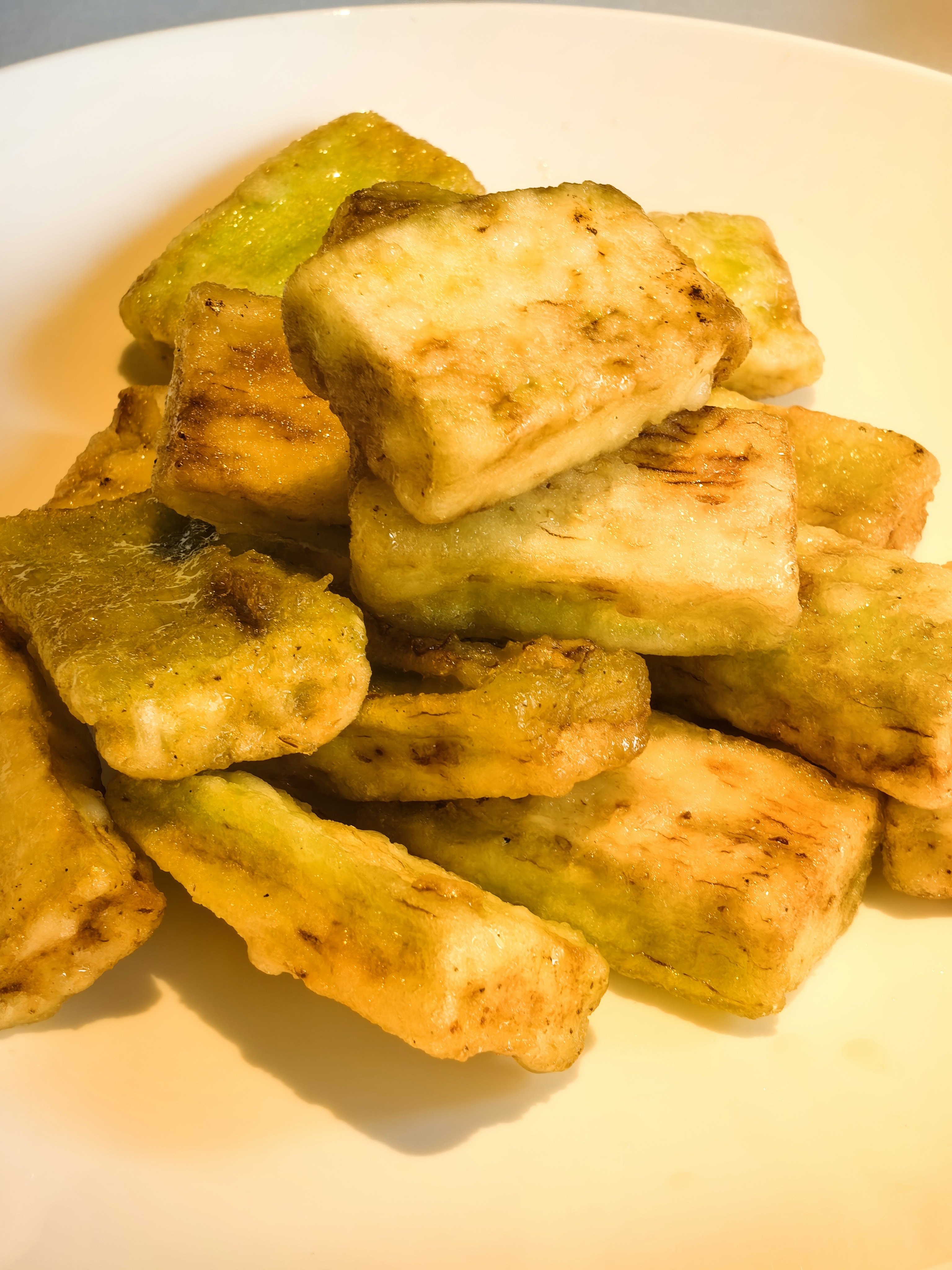 干炸丸子，风味茄子 一绝