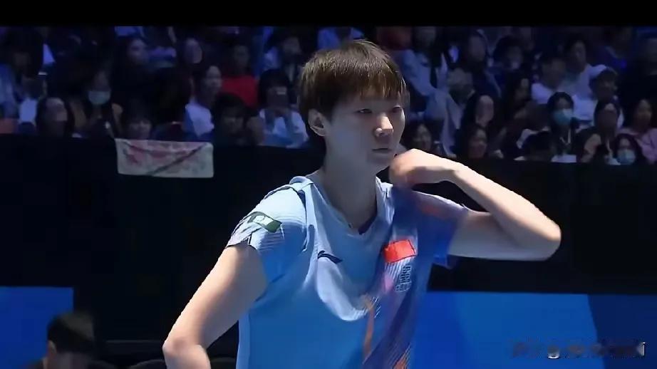 王曼昱的赛场剧本，
真的太磨人了！

26岁手握世乒赛冠军，却始终摸不到奥运单打