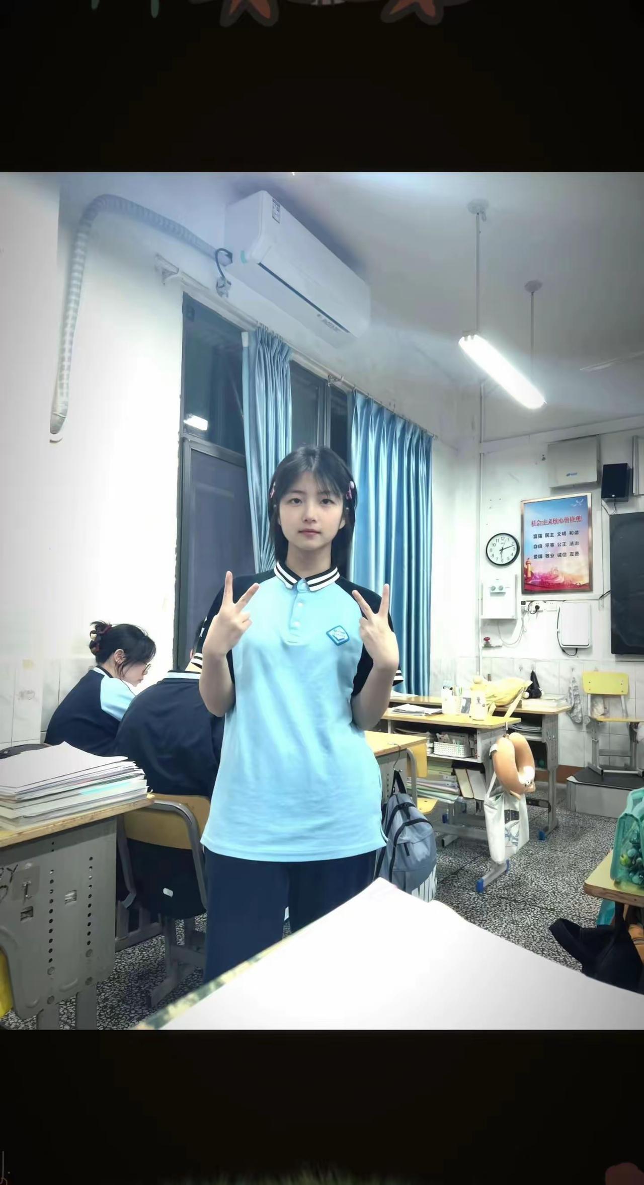 书声琅琅传千里，桃李春风满校园。书香校园文化  校园书香氛围 桃李艳 乡村桃李师