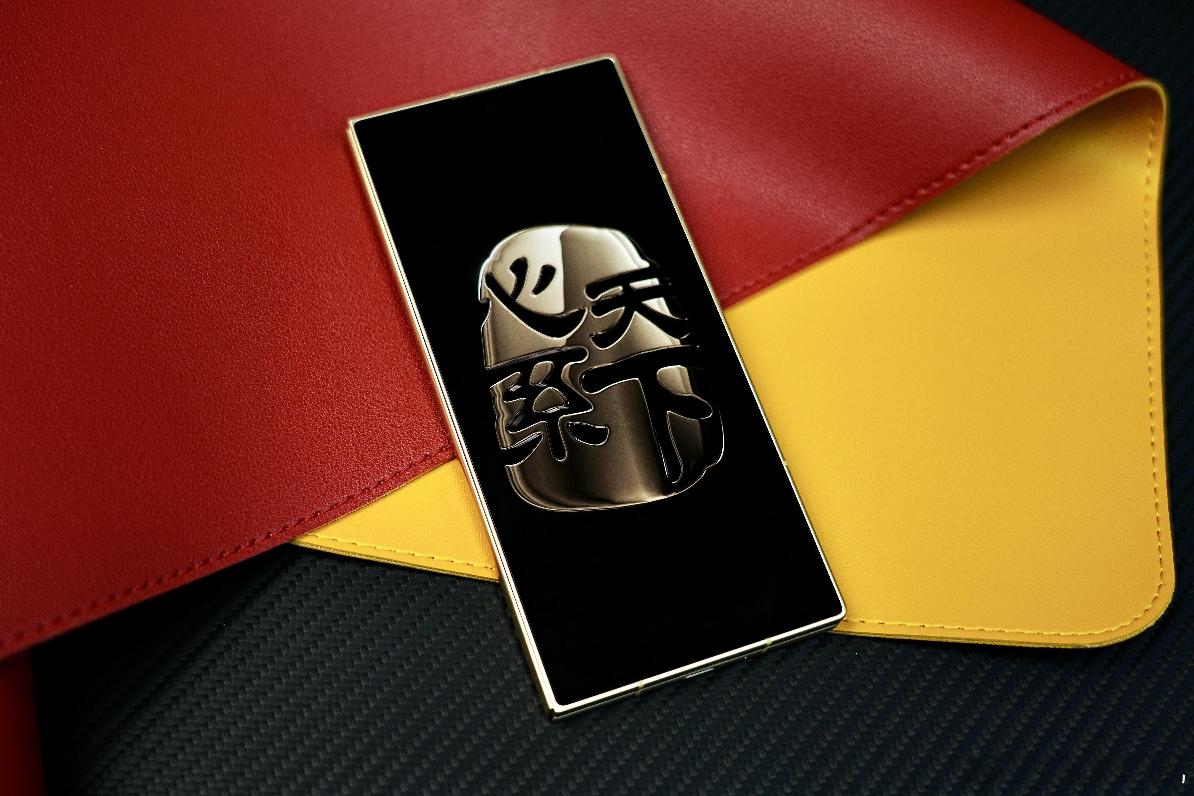 那当然会买各种数码产品，比如手机，平板，电脑这些，因为这时候力度还是挺大的，尤其