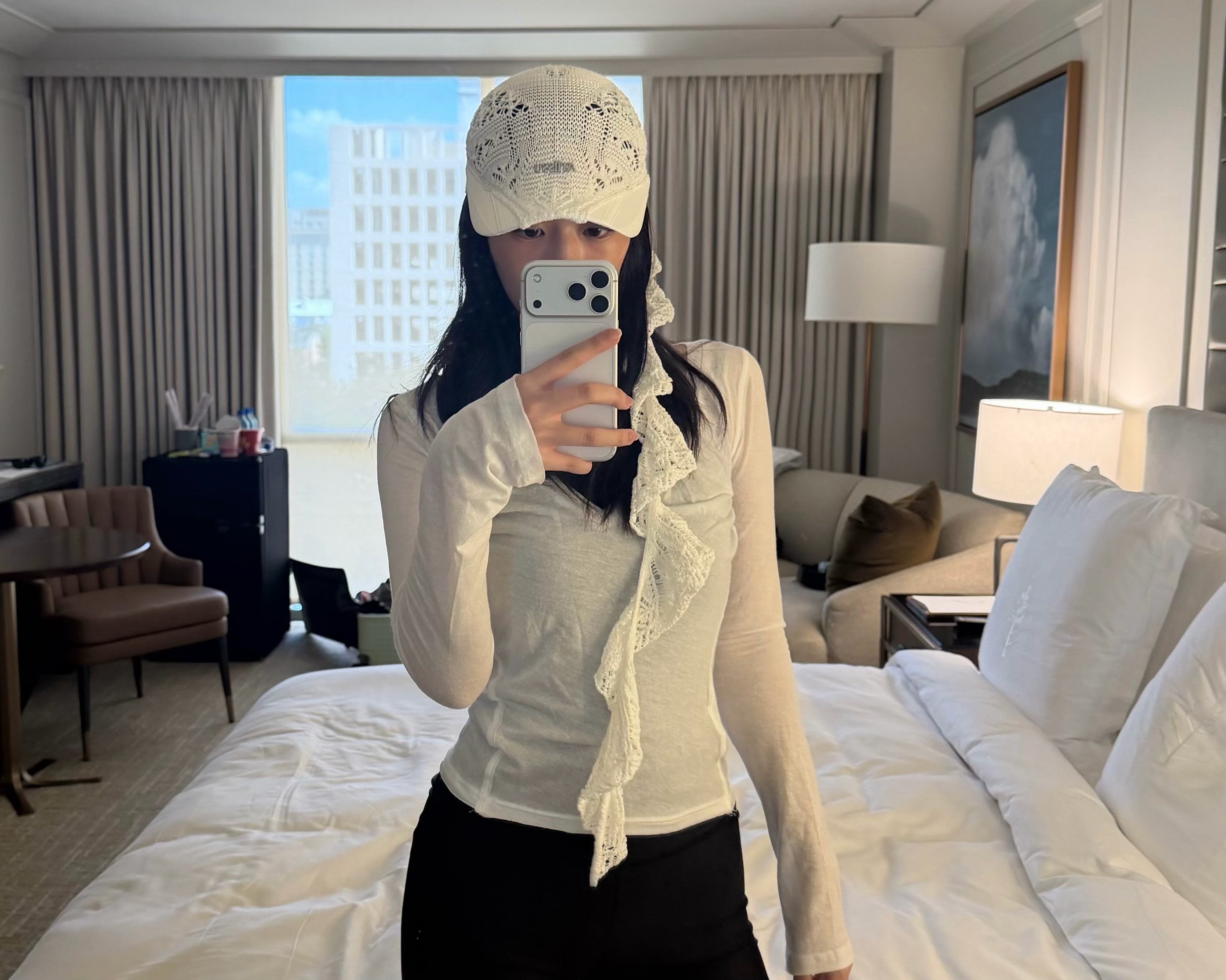 _yujin_an 安宥真 🚞 tourist mode 