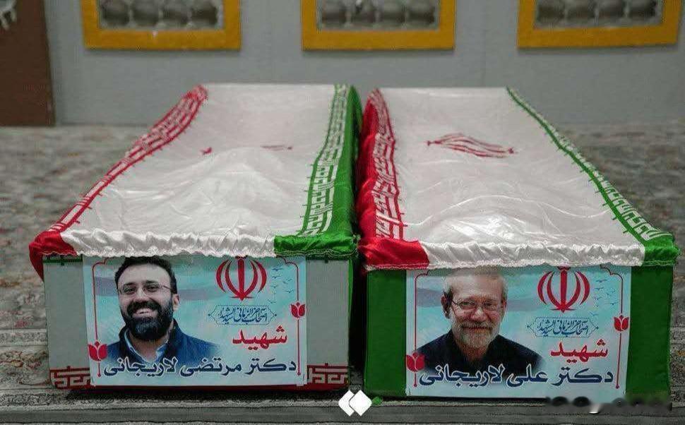 拉里贾尼及其子的棺椁
来源：法尔斯通讯社
     现在又有媒体发鱿鱼刺杀波斯情