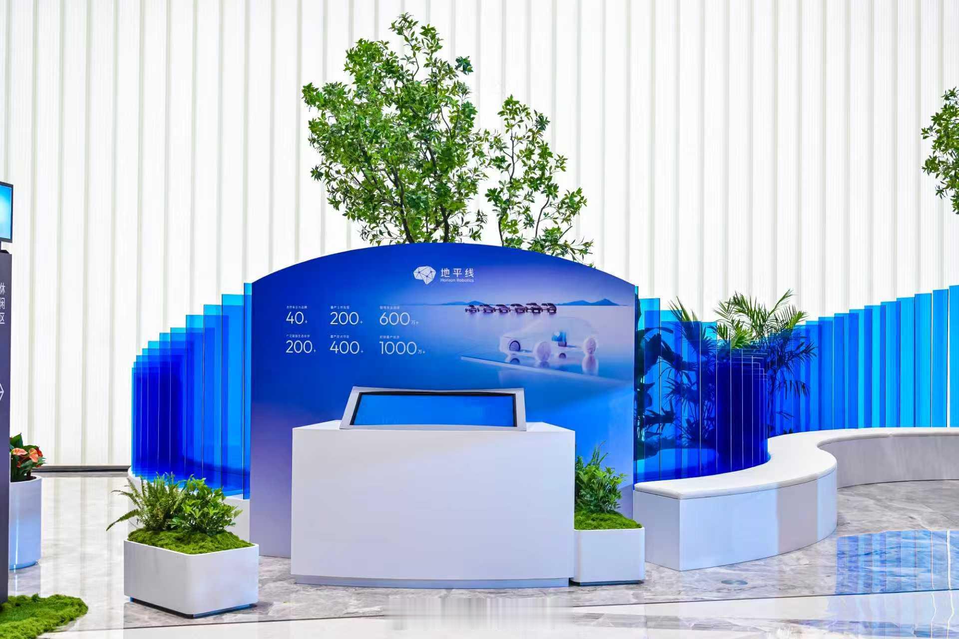 人人都是中国智驾合伙人 可以看出，地平线做事的思路始终清晰而坚定：在完全自动驾驶