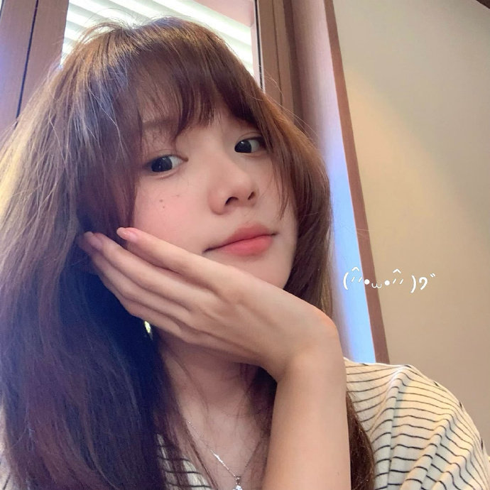 言情小说 7.2📚500🥰𝕓𝕚𝕦 𝕓𝕚𝕦 ⁀➷“ 敬月光，敬自由