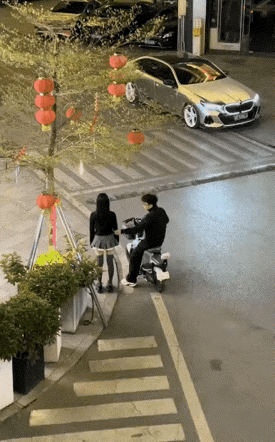 未曾清贫难成人，不经打击永天真。年轻人加油！ ​​​