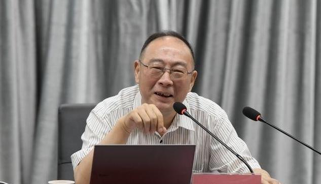 中国未来五年日子不好过！金灿荣教授曾发出警告：未来五年极有可能发生一件大事，那就