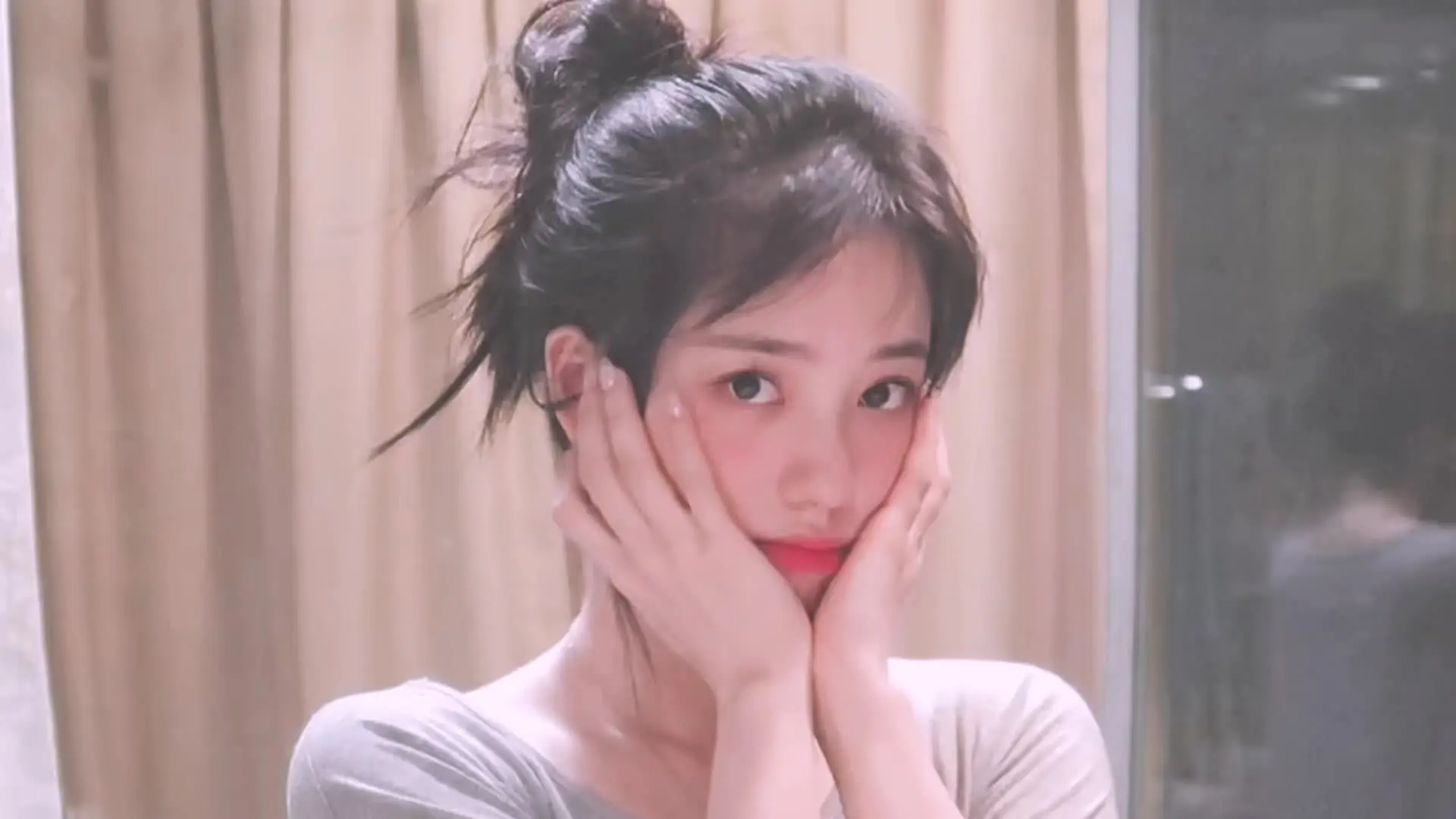 对方撤回了一个鬼脸🤪