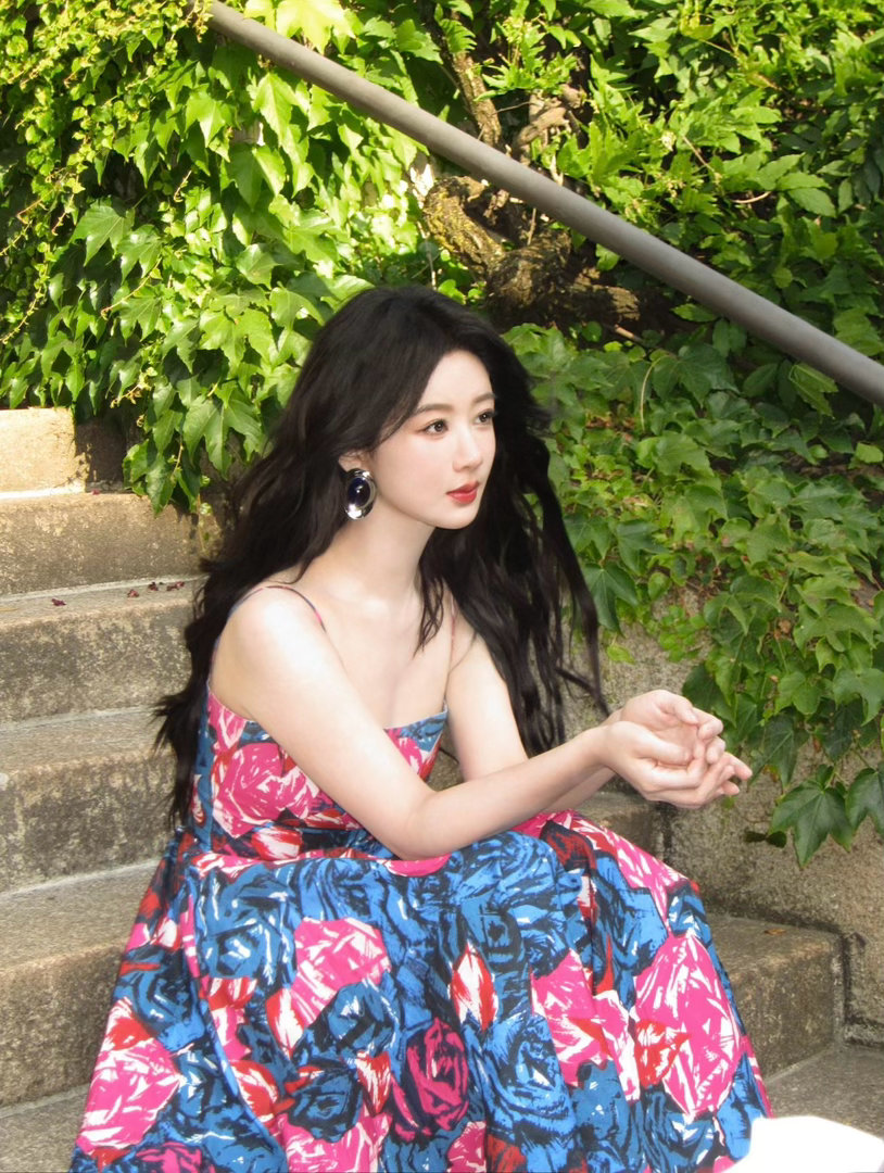 杨紫[超话]杨紫玉兰花开君再来 yz杨紫董竹君杨紫ᵀʰᵉ ᵖᵉʳˢᵒⁿ ᴵ ˡᵒ