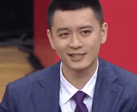 CBA第一帅哥！杨鸣生涯数据一览！！！

04-05    4.4分+2.0助攻