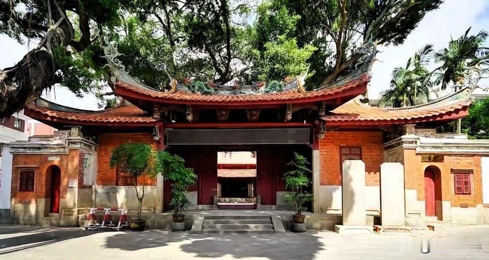 晋江县有这么多城隍庙！
在当时全国，也算是独一无二。

晋江县城隍庙，始建于晚唐