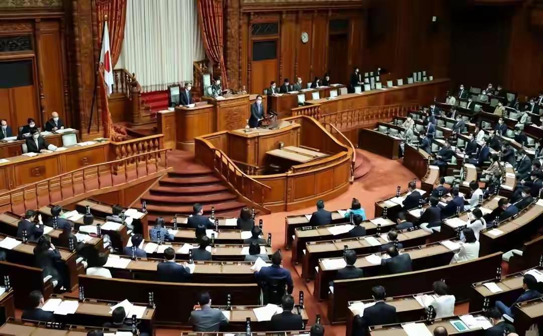 核影笼罩亚太：日本高官