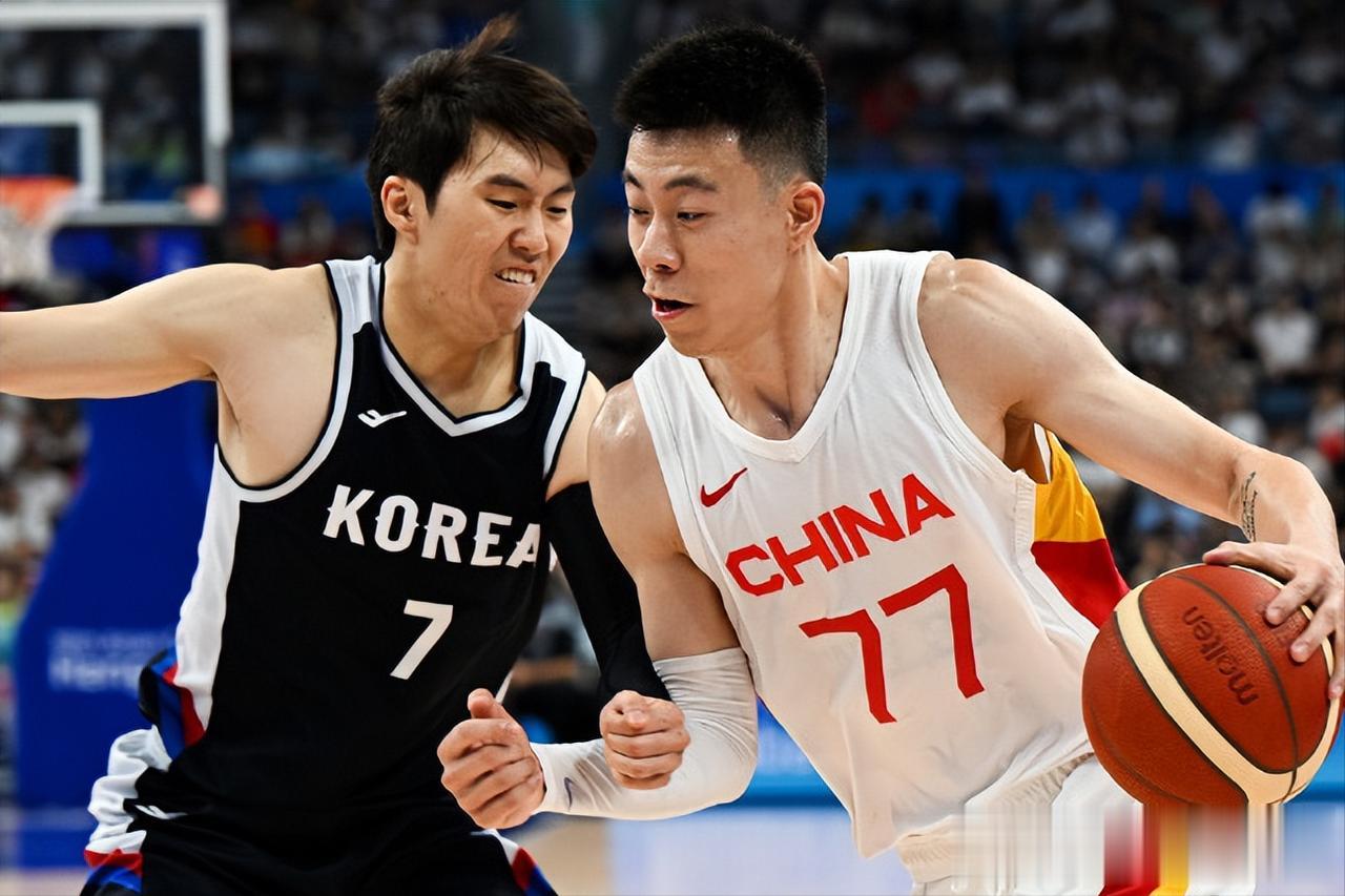 无惊无险，吊打韩国。

完全没有赛前很多人担心的场面发生，中国男篮四分之一决赛从